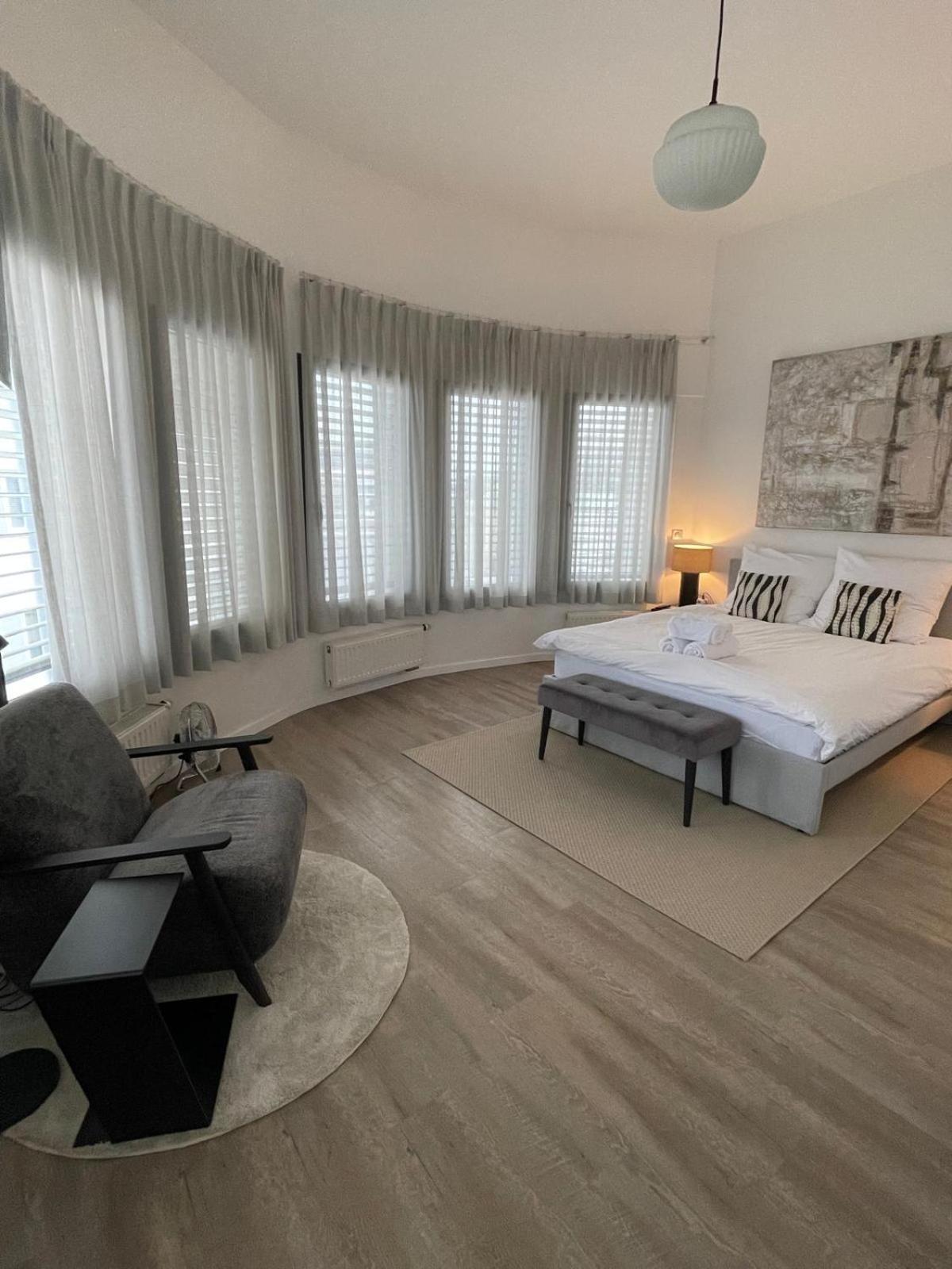Lux Penthouse - Office, Terrace, Gym & Parking Leilighet Luxembourg Eksteriør bilde
